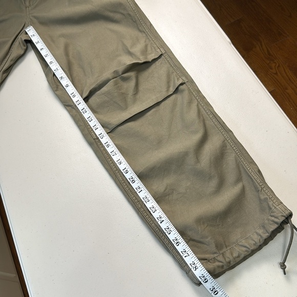 Aritzia TNA KHAKI Cache Cargo Pant Relaxed Mid-rise Parachute Pants - Picture 13 of 16